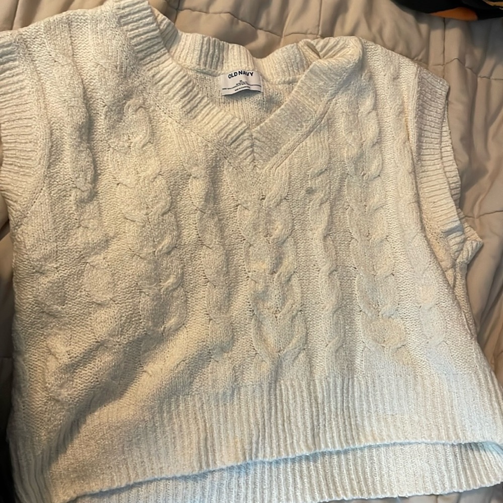Sweater Vest